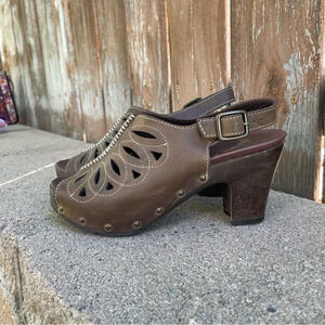 DANKSO Women’s Brown Leather Open Toe Platform Chunky Heel Size 37